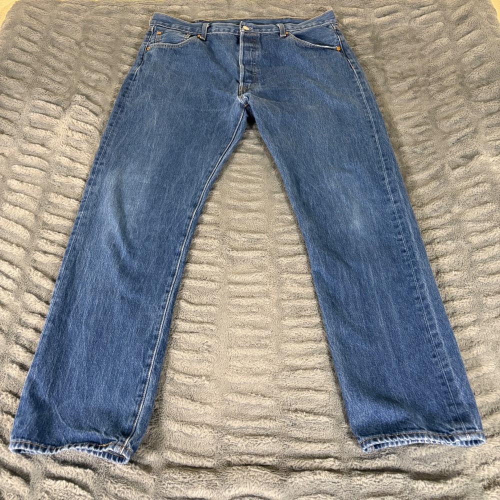 Levis 501 Original Fit Mens Jeans 38x30 Blue Medium Wash Button Fly Cotton AR720